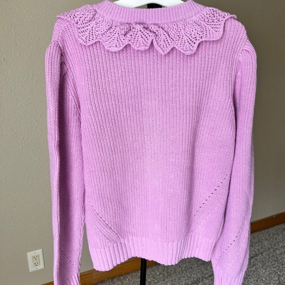 NWT ~ WHO WHAT WEAR size MEDIUM ~Purple / Pink sweater w/ crochet knit collar - Picture 7 of 13